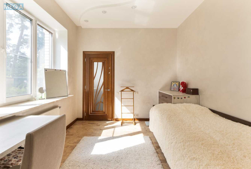 Продаж дома, 1&nbsp; поверх, 300&nbsp;кв.м, 8&nbsp;кімнат, ділянка 22&nbsp;сотки, <a class="location-link" href="/bucha/" title="Недвижимость Буча">Буча</a>, Києво-Мироцька, 34а (изображение 11)