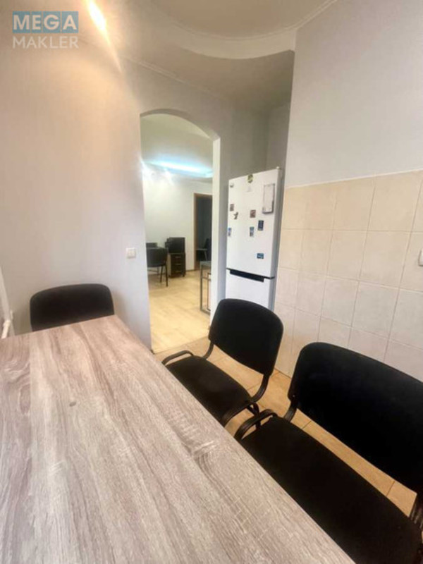Оренда комерційної нерухомості, 50&nbsp;кв.м, под офис, <a class="location-link" href="/kiev/" title="Недвижимость Київ">Київ</a>, <a class="location-link" href="/kiev/pecherskij/" title="Недвижимость Печерський район">Печерський р-н</a>, Лесі Українки бульв., 19 (изображение 14)