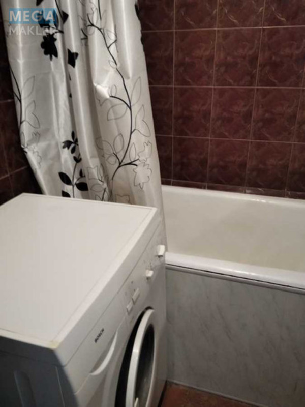 Оренда 3 кімнатної квартири, <a class="location-link" href="/kiev/" title="Недвижимость Київ">Київ</a>, <a class="location-link" href="/kiev/desnyanskij/" title="Недвижимость Деснянський район">Деснянський р-н</a>, Володимира Маяковського просп., 8 (изображение 4)