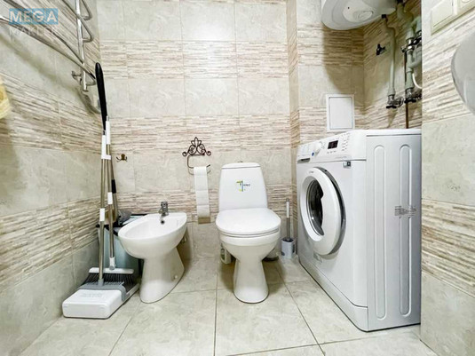 Оренда 1 кімнатної квартири, <a class="location-link" href="/kiev/" title="Недвижимость Київ">Київ</a>, <a class="location-link" href="/kiev/goloseevskij/" title="Недвижимость Голосіївський район">Голосіївський р-н</a>, Михайла Максимовича вул., 28Б (изображение 7)