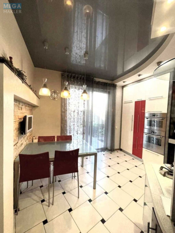 Продаж дома, 3&nbsp;поверху, 179&nbsp;кв.м, 5&nbsp;кімнат, ділянка 7&nbsp;соток, <a class="location-link" href="/belaya-tserkov/" title="Недвижимость Біла Церква">Біла Церква</a>, Глибочицька (изображение 6)