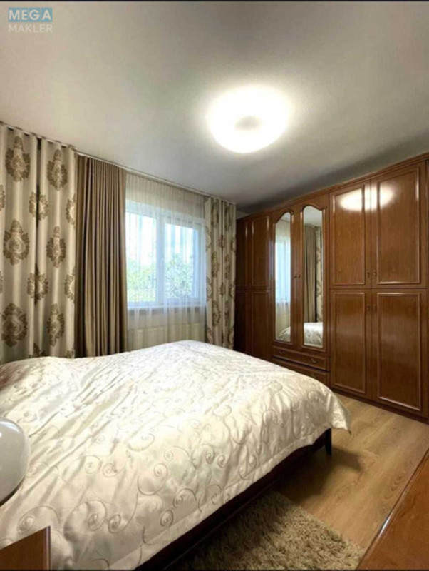 Продаж дома, 3&nbsp;поверху, 179&nbsp;кв.м, 5&nbsp;кімнат, ділянка 7&nbsp;соток, <a class="location-link" href="/belaya-tserkov/" title="Недвижимость Біла Церква">Біла Церква</a>, Глибочицька (изображение 13)