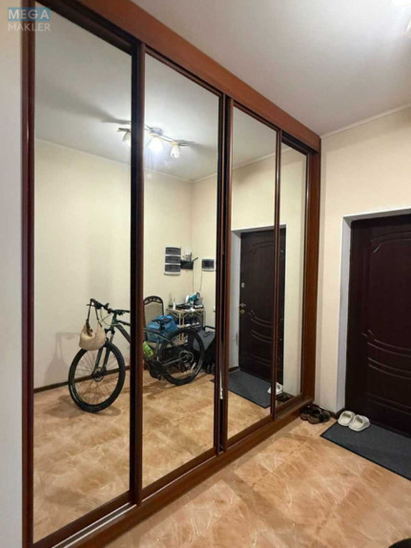 Оренда 4 кімнатні квартири, <a class="location-link" href="/chajki-selo-kv/" title="Недвижимость Чайки">Чайки</a>, Лобановського, 21 (изображение 11)