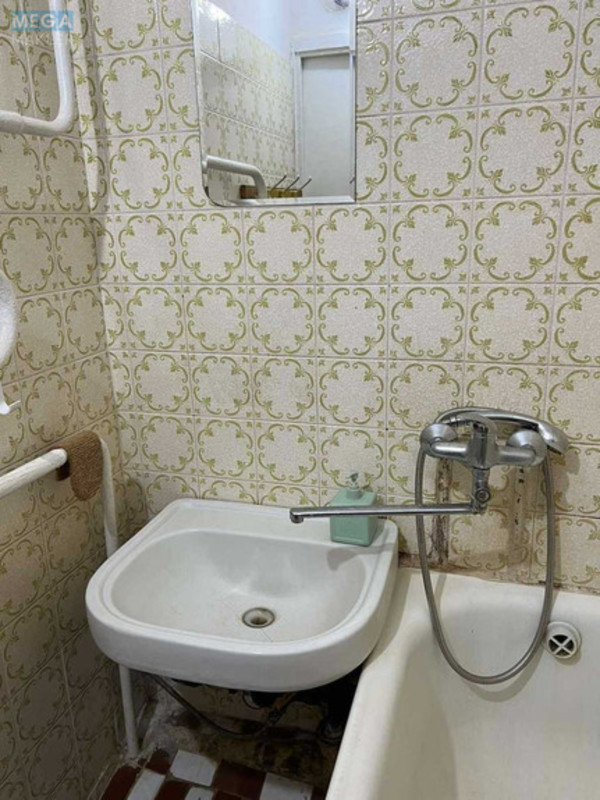 Продаж 3 кімнатної квартири (72/?/7), 10 пов. 12 пов. будинку, <a class="location-link" href="/kiev/" title="Недвижимость Київ">Київ</a>, <a class="location-link" href="/kiev/svyatoshinskij/" title="Недвижимость Святошинський район">Святошинський р-н</a>, Академіка Булаховського вул., 34а (изображение 3)