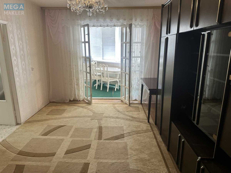 Оренда 3 кімнатної квартири, <a class="location-link" href="/kiev/" title="Недвижимость Київ">Київ</a>, <a class="location-link" href="/kiev/svyatoshinskij/" title="Недвижимость Святошинський район">Святошинський р-н</a>, Підлісна вул., 6 (изображение 2)