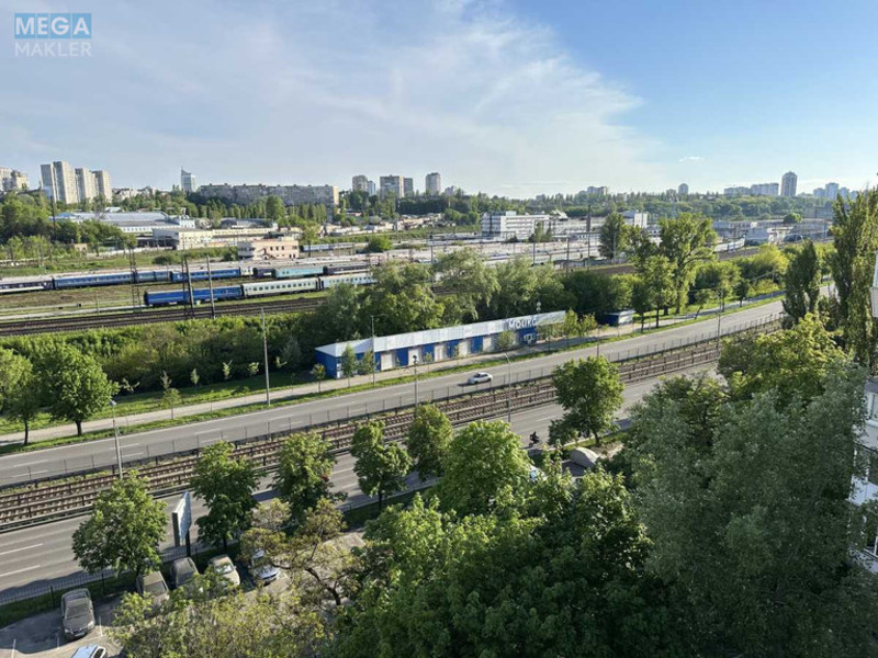 Продаж 3 кімнатної квартири (59/40/8), 9 пов. 9 пов. будинку, <a class="location-link" href="/kiev/" title="Недвижимость Київ">Київ</a>, <a class="location-link" href="/kiev/shevchenkovskij/" title="Недвижимость Шевченківський район">Шевченківський р-н</a>, Борщагівська вул., 4 (изображение 23)