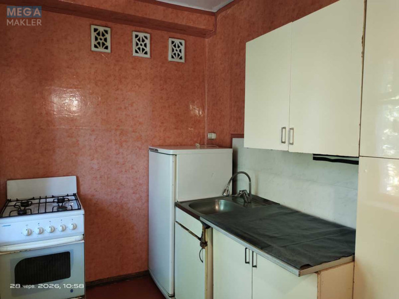 Продаж 2 кімнатної квартири (44,2/29,2/6,8), 4 пов. 5 пов. будинку, <a class="location-link" href="/kiev/" title="Недвижимость Київ">Київ</a>, <a class="location-link" href="/kiev/svyatoshinskij/" title="Недвижимость Святошинський район">Святошинський р-н</a>, Генерала Потапова ул., 1В (изображение 5)