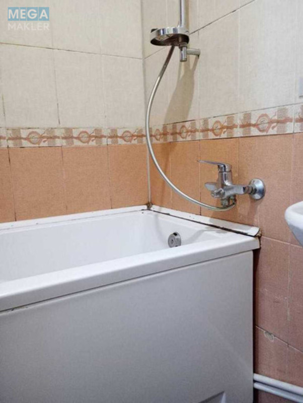 Продаж 2 кімнатної квартири (73/?/10), 1 пов. 5 пов. будинку, <a class="location-link" href="/odessa/" title="Недвижимость Одеса">Одеса</a>, <a class="location-link" href="/odessa/malinovskij/" title="Недвижимость Малиновський район">Малиновський р-н</a>, Ефима Фесенко (изображение 10)