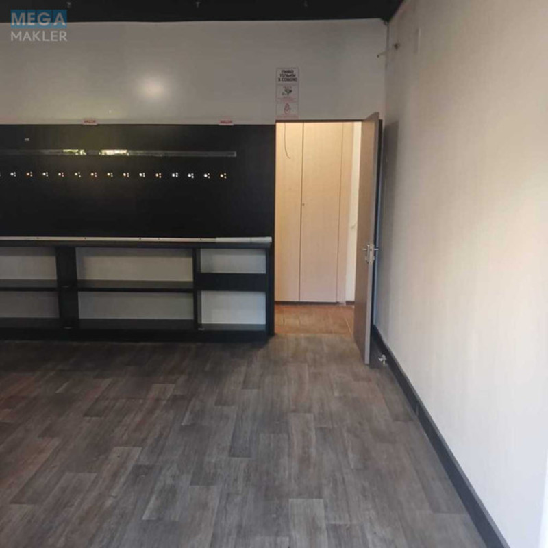 Оренда комерційної нерухомості, 72&nbsp;кв.м, под магазин, <a class="location-link" href="/kiev/" title="Недвижимость Київ">Київ</a>, <a class="location-link" href="/kiev/solomenskij/" title="Недвижимость Солом'янський район">Солом'янський р-н</a>, Повітряних Сил просп., 20/1 (изображение 12)