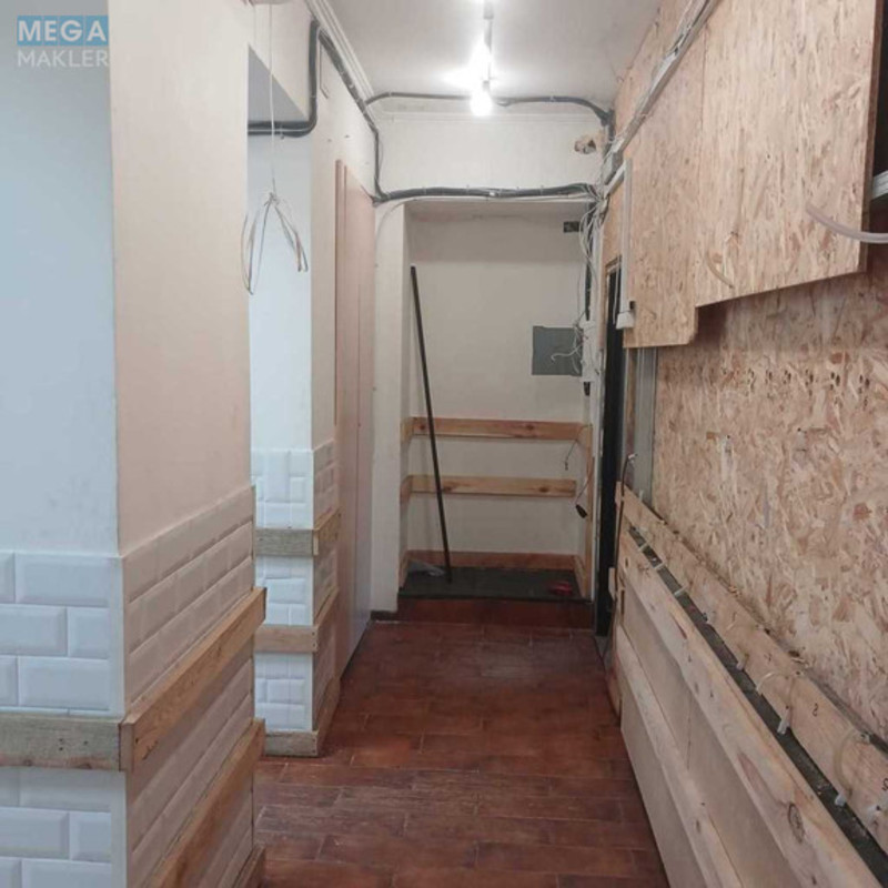 Оренда комерційної нерухомості, 72&nbsp;кв.м, под магазин, <a class="location-link" href="/kiev/" title="Недвижимость Київ">Київ</a>, <a class="location-link" href="/kiev/solomenskij/" title="Недвижимость Солом'янський район">Солом'янський р-н</a>, Повітряних Сил просп., 20/1 (изображение 23)