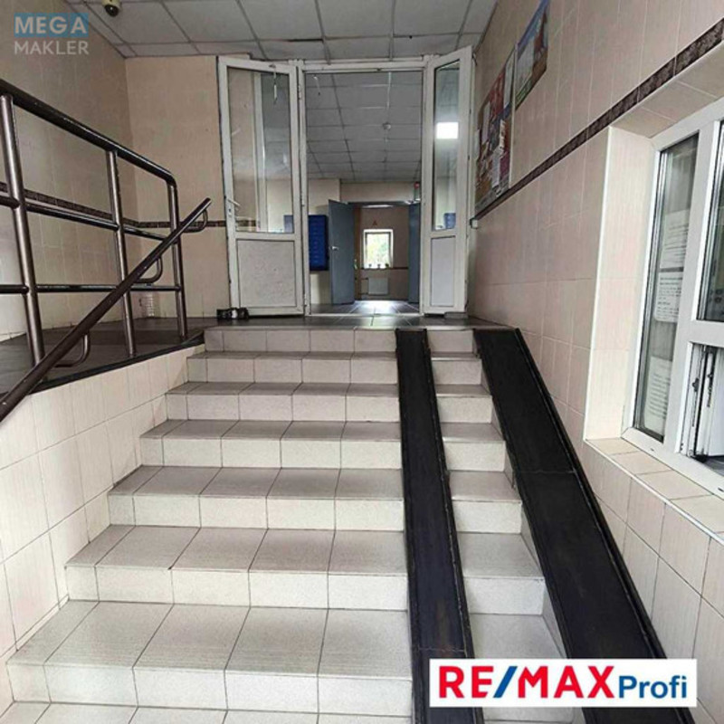 Продаж 1 кімнатної квартири (43/28/9), 8 пов. 25 пов. будинку, <a class="location-link" href="/kiev/" title="Недвижимость Київ">Київ</a>, <a class="location-link" href="/kiev/darnickij/" title="Недвижимость Дарницький район">Дарницький р-н</a>, Харківське шосе, 182 (изображение 4)