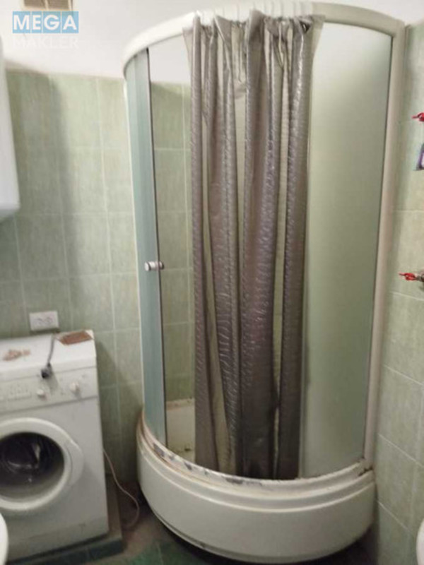 Продаж 3 кімнатної квартири (70/45/7), 5 пов. 5 пов. будинку, <a class="location-link" href="/kiev/" title="Недвижимость Київ">Київ</a>, <a class="location-link" href="/kiev/shevchenkovskij/" title="Недвижимость Шевченківський район">Шевченківський р-н</a>, Олександра Довженка вул., 10 (изображение 10)