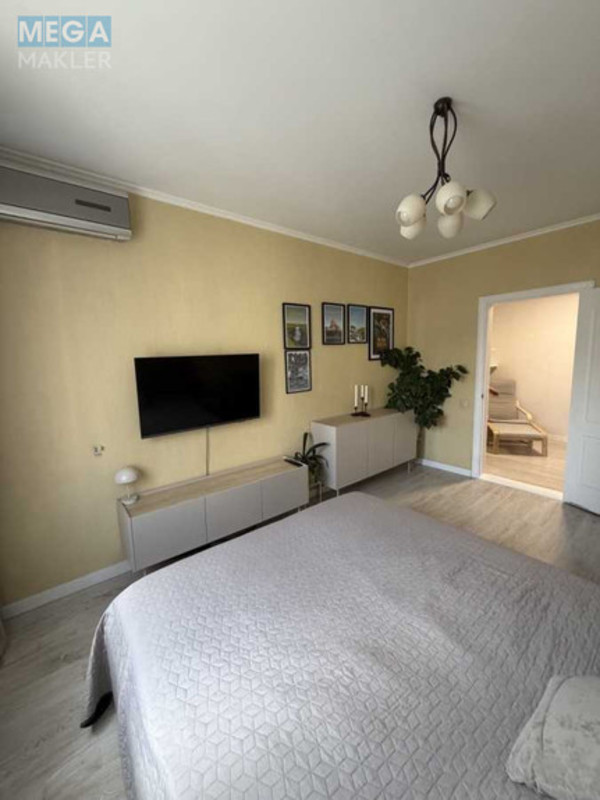 Продаж 2 кімнатної квартири (73/?/?), 13 пов. 22 пов. будинку, <a class="location-link" href="/kiev/" title="Недвижимость Київ">Київ</a>, <a class="location-link" href="/kiev/darnickij/" title="Недвижимость Дарницький район">Дарницький р-н</a>, Урлівська вул., 17 (изображение 6)