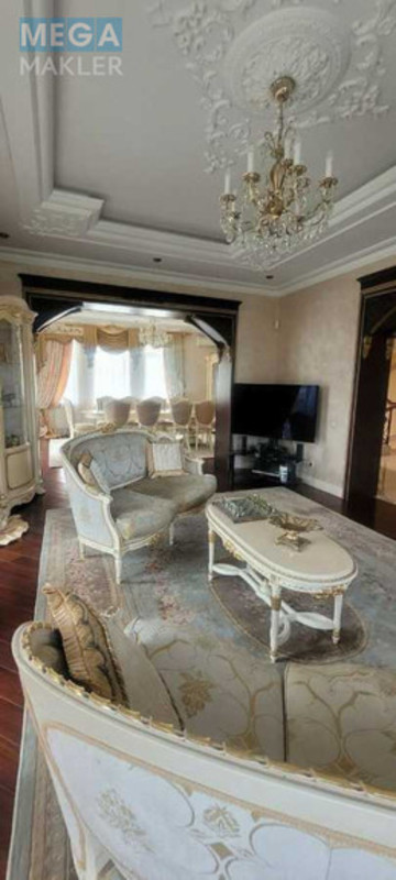 Продаж дома, 3&nbsp;поверху, 550&nbsp;кв.м, 6&nbsp;кімнат, ділянка 32&nbsp;сотки, <a class="location-link" href="/kiev/" title="Недвижимость Київ">Київ</a>, <a class="location-link" href="/kiev/darnickij/" title="Недвижимость Дарницький район">Дарницький р-н</a>, Лесная ул. (изображение 7)