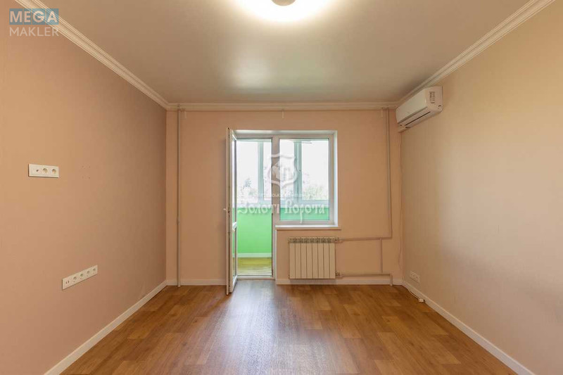 Продаж 3 кімнатної квартири (70/42/7,3), 4 пов. 9 пов. будинку, <a class="location-link" href="/kiev/" title="Недвижимость Київ">Київ</a>, <a class="location-link" href="/kiev/darnickij/" title="Недвижимость Дарницький район">Дарницький р-н</a>, Декабристів вул., 5 (изображение 3)