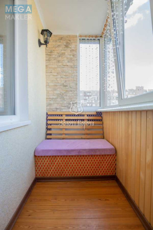 Продаж 3 кімнатної квартири (70/42/7,3), 4 пов. 9 пов. будинку, <a class="location-link" href="/kiev/" title="Недвижимость Київ">Київ</a>, <a class="location-link" href="/kiev/darnickij/" title="Недвижимость Дарницький район">Дарницький р-н</a>, Декабристів вул., 5 (изображение 8)