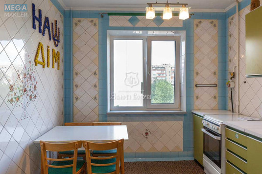 Продаж 3 кімнатної квартири (70/42/7,3), 4 пов. 9 пов. будинку, <a class="location-link" href="/kiev/" title="Недвижимость Київ">Київ</a>, <a class="location-link" href="/kiev/darnickij/" title="Недвижимость Дарницький район">Дарницький р-н</a>, Декабристів вул., 5 (изображение 10)