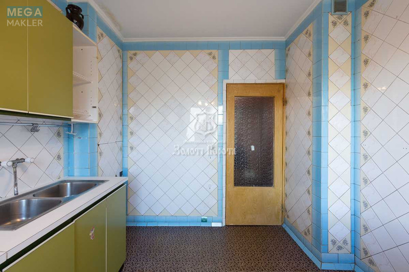 Продаж 3 кімнатної квартири (70/42/7,3), 4 пов. 9 пов. будинку, <a class="location-link" href="/kiev/" title="Недвижимость Київ">Київ</a>, <a class="location-link" href="/kiev/darnickij/" title="Недвижимость Дарницький район">Дарницький р-н</a>, Декабристів вул., 5 (изображение 12)