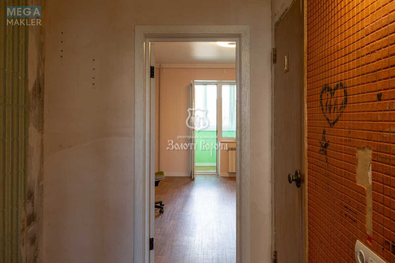 Продаж 3 кімнатної квартири (70/42/7,3), 4 пов. 9 пов. будинку, <a class="location-link" href="/kiev/" title="Недвижимость Київ">Київ</a>, <a class="location-link" href="/kiev/darnickij/" title="Недвижимость Дарницький район">Дарницький р-н</a>, Декабристів вул., 5 (изображение 17)