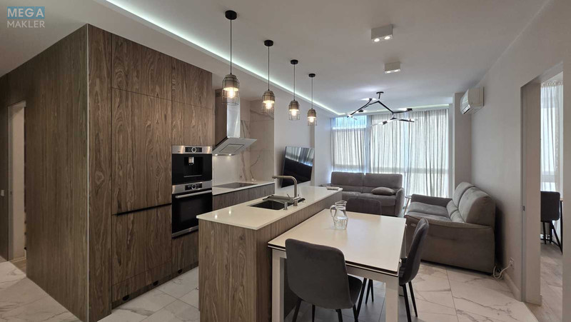 Оренда 3 кімнатної квартири, <a class="location-link" href="/kiev/" title="Недвижимость Київ">Київ</a>, <a class="location-link" href="/kiev/pecherskij/" title="Недвижимость Печерський район">Печерський р-н</a>, Предславинська вул., 53 (изображение 2)