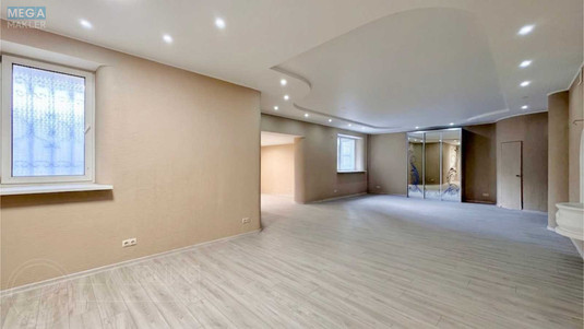 Продаж комерційної нерухомості, 150&nbsp;кв.м, <a class="location-link" href="/kiev/" title="Недвижимость Київ">Київ</a>, <a class="location-link" href="/kiev/obolonskij/" title="Недвижимость Оболонський район">Оболонський р-н</a>, Героїв Сталінграду просп., 12Д (изображение 6)