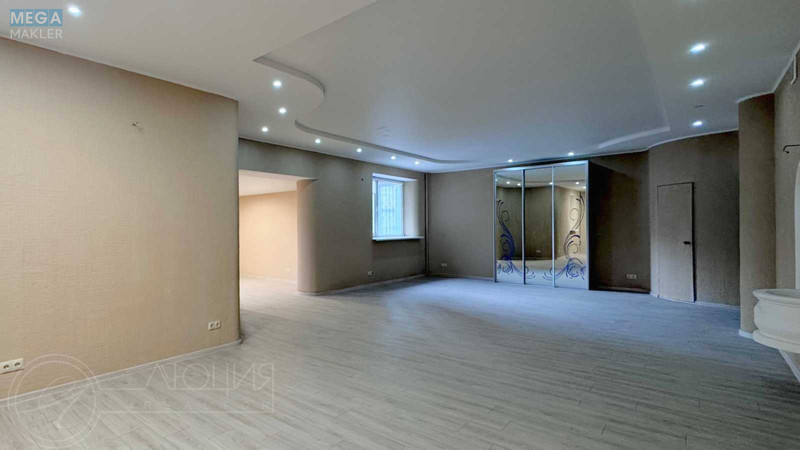 Продаж комерційної нерухомості, 150&nbsp;кв.м, <a class="location-link" href="/kiev/" title="Недвижимость Київ">Київ</a>, <a class="location-link" href="/kiev/obolonskij/" title="Недвижимость Оболонський район">Оболонський р-н</a>, Героїв Сталінграду просп., 12Д (изображение 9)