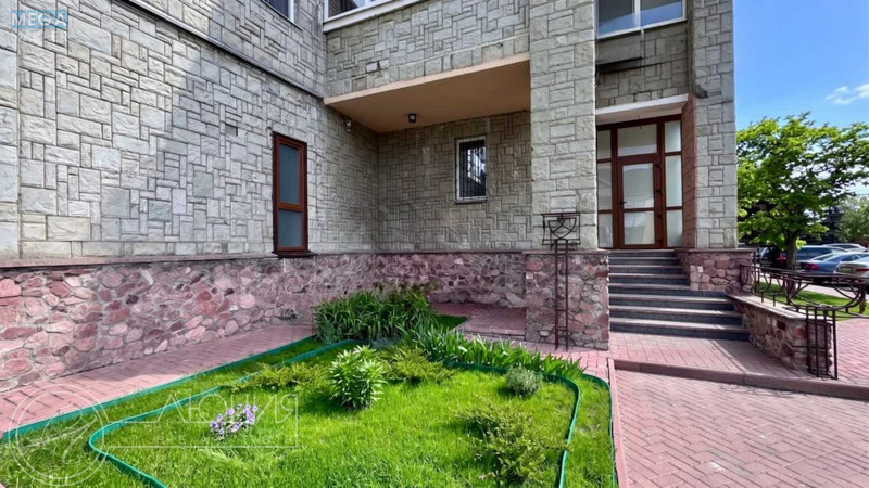 Продаж комерційної нерухомості, 150&nbsp;кв.м, <a class="location-link" href="/kiev/" title="Недвижимость Київ">Київ</a>, <a class="location-link" href="/kiev/obolonskij/" title="Недвижимость Оболонський район">Оболонський р-н</a>, Героїв Сталінграду просп., 12Д (изображение 18)