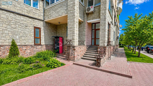 Продаж комерційної нерухомості, 150&nbsp;кв.м, <a class="location-link" href="/kiev/" title="Недвижимость Київ">Київ</a>, <a class="location-link" href="/kiev/obolonskij/" title="Недвижимость Оболонський район">Оболонський р-н</a>, Героїв Сталінграду просп., 12Д (изображение 19)