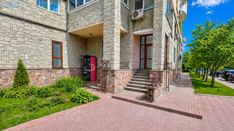 Продаж комерційної нерухомості, 150&nbsp;кв.м, <a class="location-link" href="/kiev/" title="Недвижимость Київ">Київ</a>, <a class="location-link" href="/kiev/obolonskij/" title="Недвижимость Оболонський район">Оболонський р-н</a>, Героїв Сталінграду просп., 12Д (изображение 19)