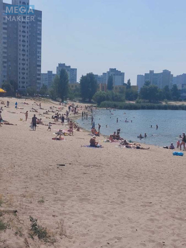 Оренда 2 кімнатної квартири, <a class="location-link" href="/kiev/" title="Недвижимость Київ">Київ</a>, <a class="location-link" href="/kiev/darnickij/" title="Недвижимость Дарницький район">Дарницький р-н</a>, Ревуцкого ул., 11А (изображение 16)