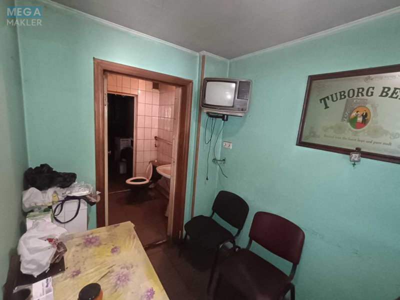 Продаж комерційної нерухомості, 225&nbsp;кв.м, <a class="location-link" href="/kiev/" title="Недвижимость Київ">Київ</a>, <a class="location-link" href="/kiev/desnyanskij/" title="Недвижимость Деснянський район">Деснянський р-н</a>, Миколи Закревського вул., 93 (изображение 16)