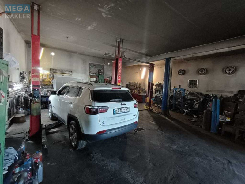 Продаж комерційної нерухомості, 225&nbsp;кв.м, <a class="location-link" href="/kiev/" title="Недвижимость Київ">Київ</a>, <a class="location-link" href="/kiev/desnyanskij/" title="Недвижимость Деснянський район">Деснянський р-н</a>, Миколи Закревського вул. (изображение 14)