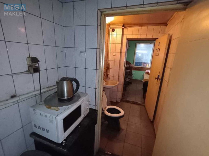 Продаж комерційної нерухомості, 225&nbsp;кв.м, <a class="location-link" href="/kiev/" title="Недвижимость Київ">Київ</a>, <a class="location-link" href="/kiev/desnyanskij/" title="Недвижимость Деснянський район">Деснянський р-н</a>, Миколи Закревського вул. (изображение 17)