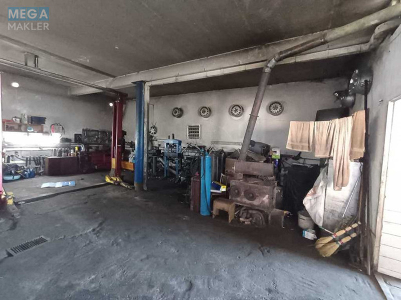 Продаж комерційної нерухомості, 225&nbsp;кв.м, <a class="location-link" href="/kiev/" title="Недвижимость Київ">Київ</a>, <a class="location-link" href="/kiev/desnyanskij/" title="Недвижимость Деснянський район">Деснянський р-н</a>, Миколи Закревського вул. (изображение 22)