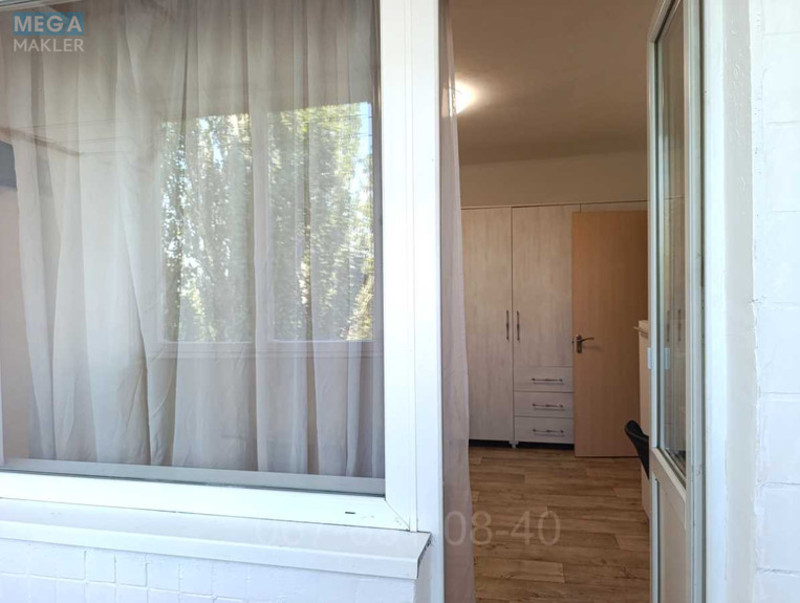 Продаж 3 кімнатної квартири (67/43/8), 6 пов. 9 пов. будинку, <a class="location-link" href="/dnepropetrovsk/" title="Недвижимость Дніпра">Дніпро</a>, Червоний Камінь (изображение 10)