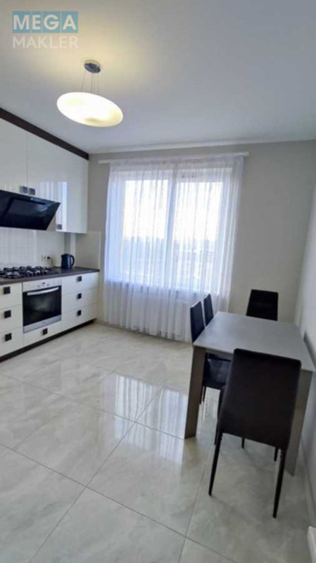 Оренда 2 кімнатної квартири, <a class="location-link" href="/lviv/" title="Недвижимость Львів">Львів</a>, <a class="location-link" href="/lviv/lychakovskij/" title="Недвижимость Личаківський район">Личаківський р-н</a>, Липова Алея (изображение 5)
