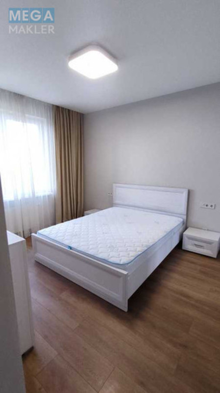 Оренда 2 кімнатної квартири, <a class="location-link" href="/lviv/" title="Недвижимость Львів">Львів</a>, <a class="location-link" href="/lviv/lychakovskij/" title="Недвижимость Личаківський район">Личаківський р-н</a>, Липова Алея (изображение 17)