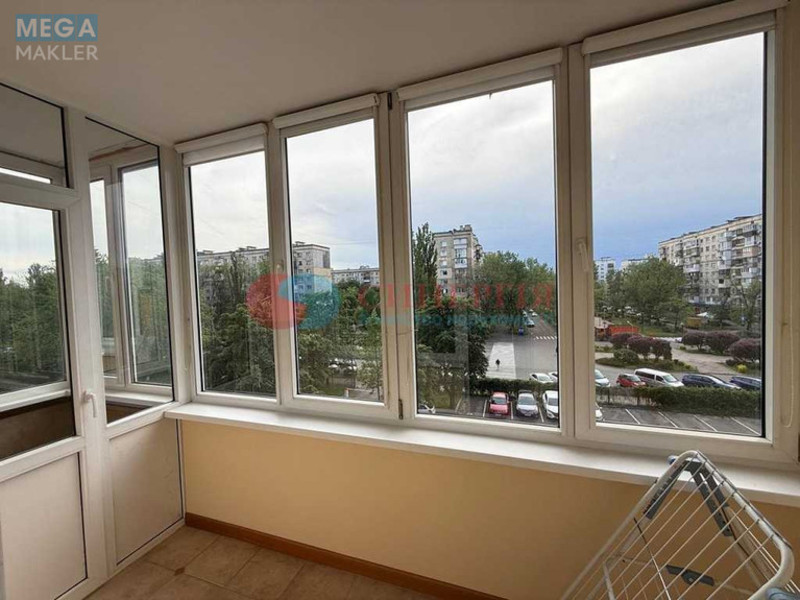 Оренда 3 кімнатної квартири, <a class="location-link" href="/kiev/" title="Недвижимость Київ">Київ</a>, <a class="location-link" href="/kiev/dneprovskij/" title="Недвижимость Дніпровський район">Дніпровський р-н</a>, Ігоря Шамо бульв., 12 (изображение 18)