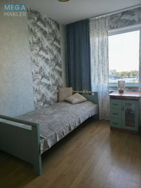 Оренда 3 кімнатної квартири, <a class="location-link" href="/kiev/" title="Недвижимость Київ">Київ</a>, <a class="location-link" href="/kiev/goloseevskij/" title="Недвижимость Голосіївський район">Голосіївський р-н</a>, Академіка Заболотного вул., 6 (изображение 9)