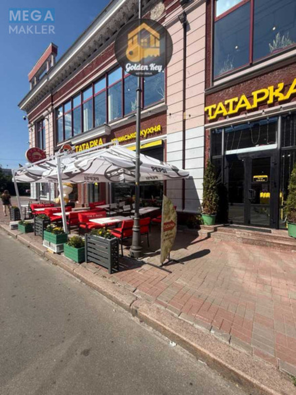 Продаж комерційної нерухомості, 802&nbsp;кв.м, <a class="location-link" href="/kiev/" title="Недвижимость Київ">Київ</a>, <a class="location-link" href="/kiev/podolskij/" title="Недвижимость Подільський район">Подільський р-н</a>, Контрактова пл., 2/1 (изображение 3)