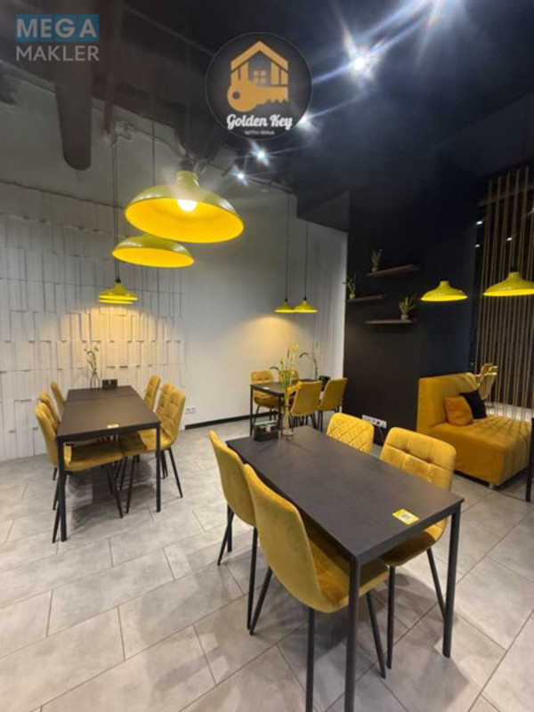 Продаж комерційної нерухомості, 802&nbsp;кв.м, <a class="location-link" href="/kiev/" title="Недвижимость Київ">Київ</a>, <a class="location-link" href="/kiev/podolskij/" title="Недвижимость Подільський район">Подільський р-н</a>, Контрактова пл., 2/1 (изображение 9)