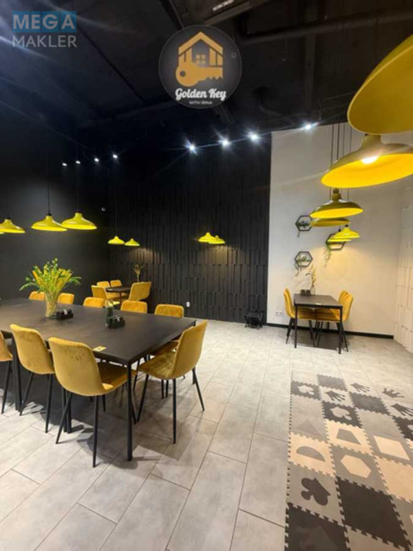 Продаж комерційної нерухомості, 802&nbsp;кв.м, <a class="location-link" href="/kiev/" title="Недвижимость Київ">Київ</a>, <a class="location-link" href="/kiev/podolskij/" title="Недвижимость Подільський район">Подільський р-н</a>, Контрактова пл., 2/1 (изображение 15)