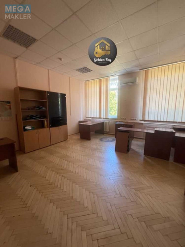 Оренда комерційної нерухомості, 33,60&nbsp;кв.м, под офис, <a class="location-link" href="/kiev/" title="Недвижимость Київ">Київ</a>, <a class="location-link" href="/kiev/pecherskij/" title="Недвижимость Печерський район">Печерський р-н</a>, Євгена Коновальця вул., 31 (изображение 3)