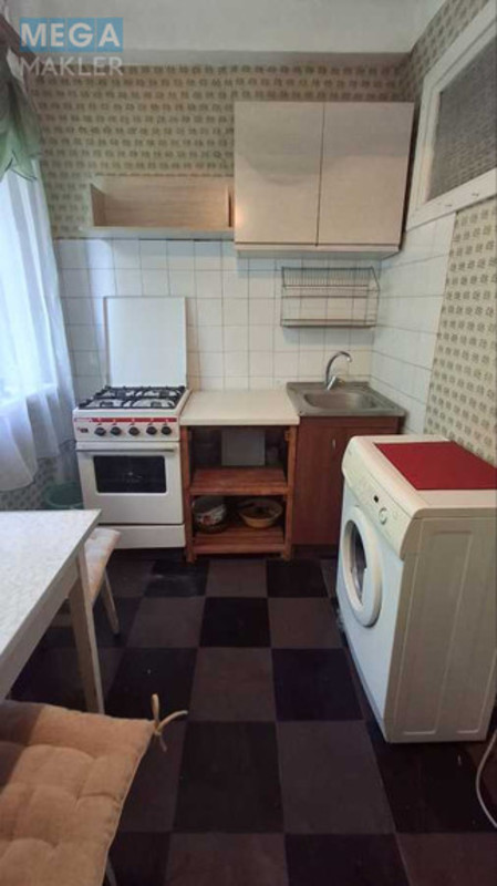 Продаж 1 кімнатної квартири (31/15/7), 2 пов. 5 пов. будинку, <a class="location-link" href="/kiev/" title="Недвижимость Київ">Київ</a>, <a class="location-link" href="/kiev/solomenskij/" title="Недвижимость Солом'янський район">Солом'янський р-н</a>, Генерала Воробйова вул., 4/1 (изображение 12)