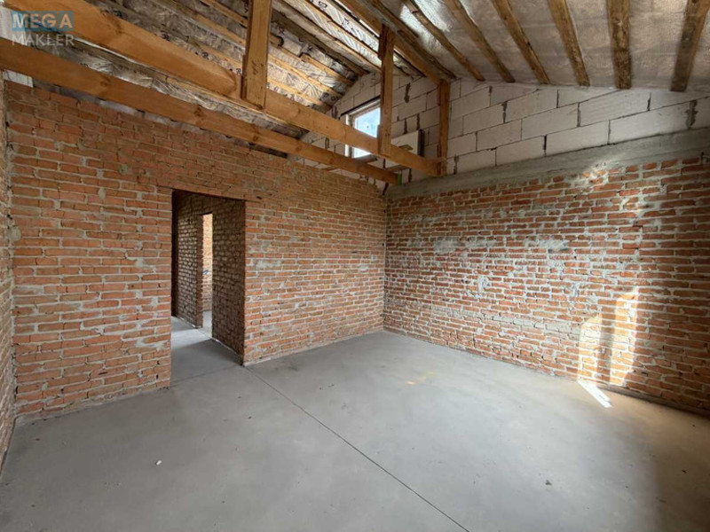 Продаж дома, 2&nbsp;поверху, 99&nbsp;кв.м, 3&nbsp;кімнати, ділянка 1,90&nbsp;сотка, <a class="location-link" href="/pogreby-selo-kv-brovarskij-rajon/" title="Недвижимость Погреби">Погреби</a>, Грушевського, 16а (изображение 9)