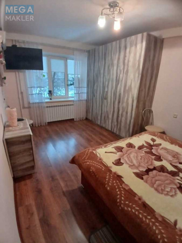 Оренда 1 кімнатної квартири, <a class="location-link" href="/kiev/" title="Недвижимость Київ">Київ</a>, <a class="location-link" href="/kiev/svyatoshinskij/" title="Недвижимость Святошинський район">Святошинський р-н</a>, Зодчих вул., 60 (изображение 3)