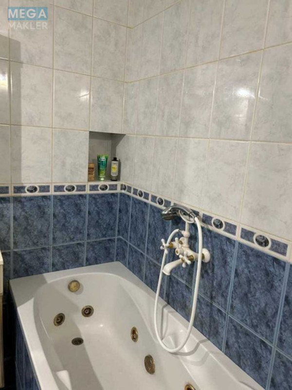 Оренда 3 кімнатної квартири, <a class="location-link" href="/kiev/" title="Недвижимость Київ">Київ</a>, <a class="location-link" href="/kiev/goloseevskij/" title="Недвижимость Голосіївський район">Голосіївський р-н</a>, Маршала Якубовського вул., 3 (изображение 15)