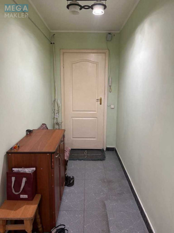 Оренда 3 кімнатної квартири, <a class="location-link" href="/kiev/" title="Недвижимость Київ">Київ</a>, <a class="location-link" href="/kiev/goloseevskij/" title="Недвижимость Голосіївський район">Голосіївський р-н</a>, Маршала Якубовського вул., 3 (изображение 17)