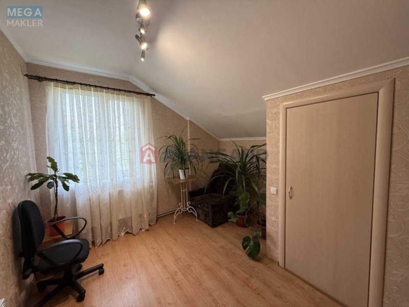 Продаж дома, 2&nbsp;поверху, 127&nbsp;кв.м, 3&nbsp;кімнати, ділянка 3,19&nbsp;сотки, <a class="location-link" href="/kiev/" title="Недвижимость Київ">Київ</a>, <a class="location-link" href="/kiev/dneprovskij/" title="Недвижимость Дніпровський район">Дніпровський р-н</a>, 1 Садовий пров. (изображение 14)