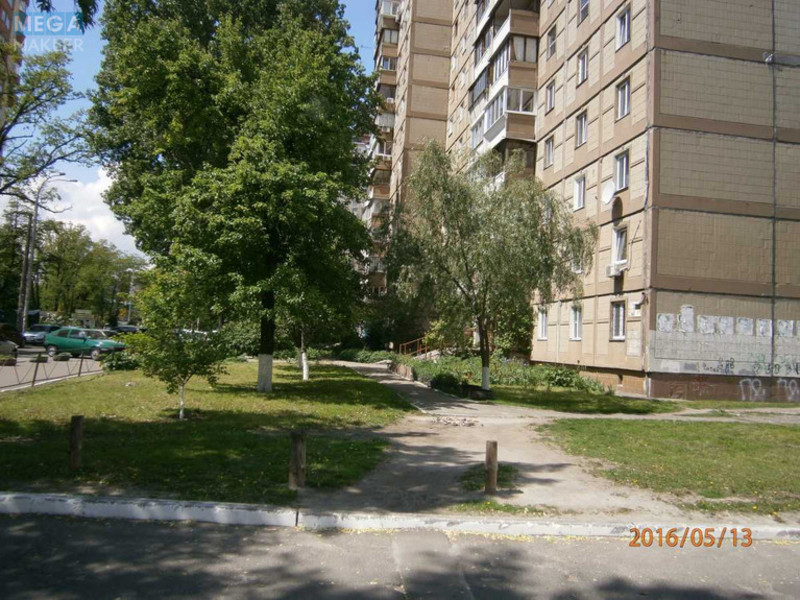 Продаж 3 кімнатної квартири (75/44/9), 1 пов. 14 пов. будинку, <a class="location-link" href="/kiev/" title="Недвижимость Київ">Київ</a>, <a class="location-link" href="/kiev/svyatoshinskij/" title="Недвижимость Святошинський район">Святошинський р-н</a>, Феодори Пушиної вул., 8 (изображение 8)